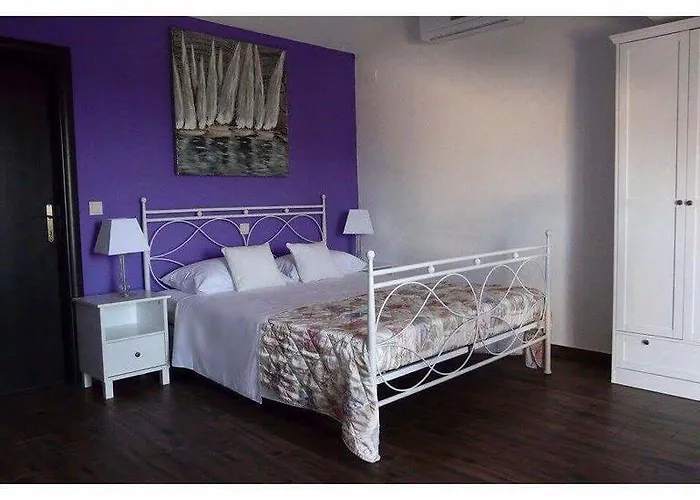 Apartments Sabioncello